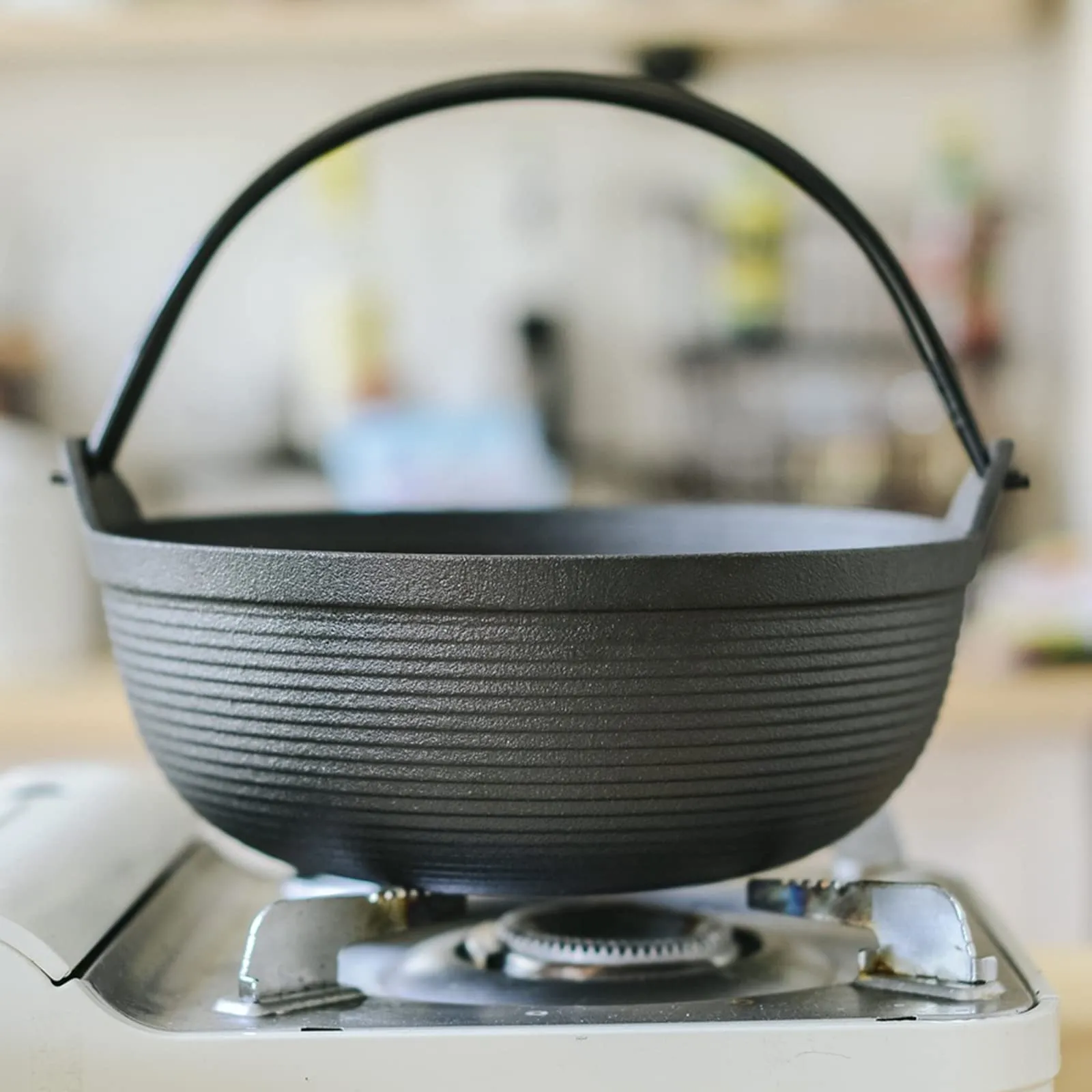 29cm Cast Iron Sukiyaki Iron Pot | Japanese Shabu Shabu Pot | Pan | Stockpot | Wooden Lid | Home Camping Picnic