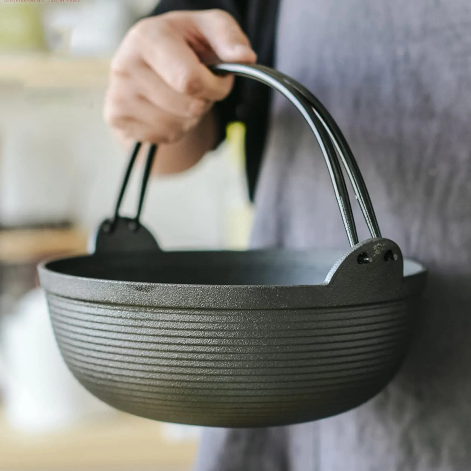 29cm Cast Iron Sukiyaki Iron Pot | Japanese Shabu Shabu Pot | Pan | Stockpot | Wooden Lid | Home Camping Picnic
