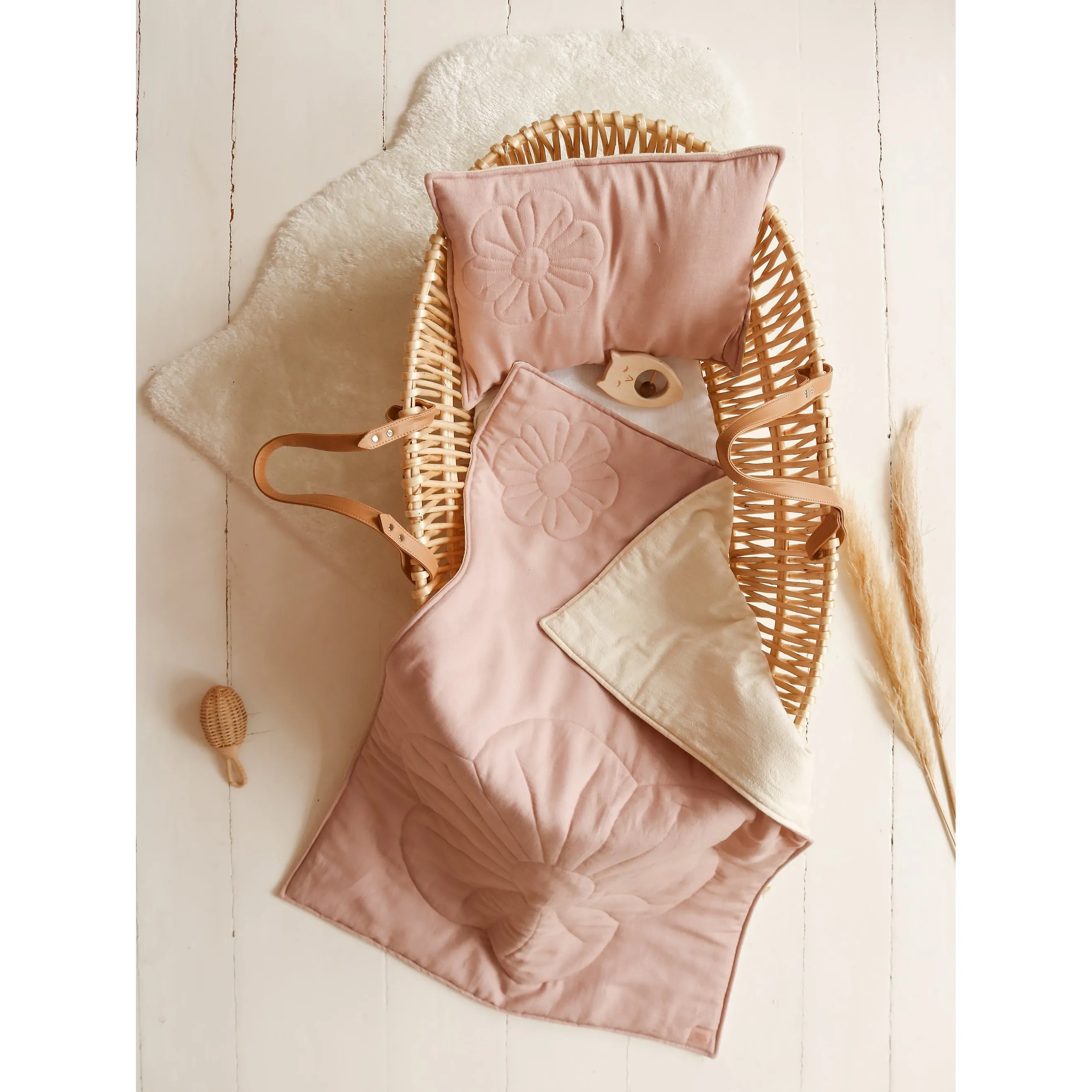 Linen bloom cot bedding set